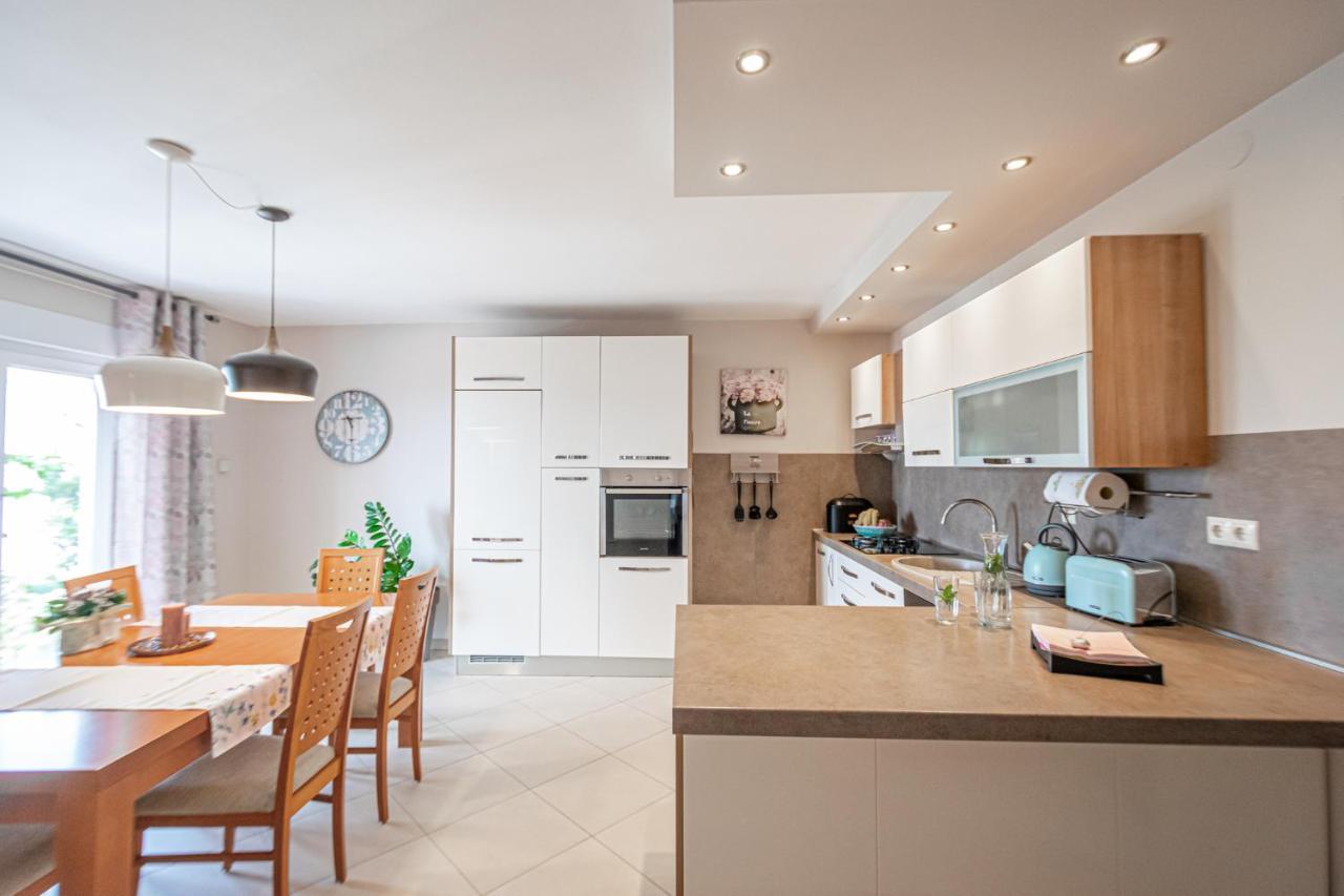 Two-Bedroom Apartment In Crikvenica Xcvii Ngoại thất bức ảnh